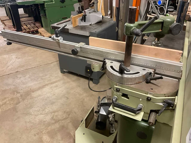 1997 scm t130 tafelfreesmachine - afbeelding 11 van  14