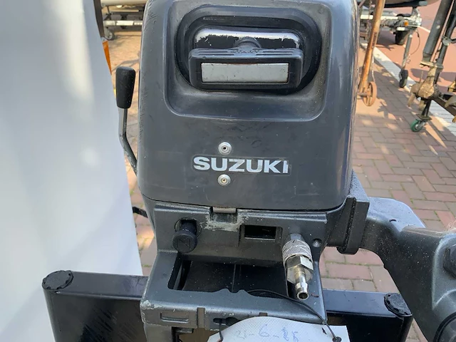 1997 suzuki dt 4 buitenboordmotor - afbeelding 4 van  9