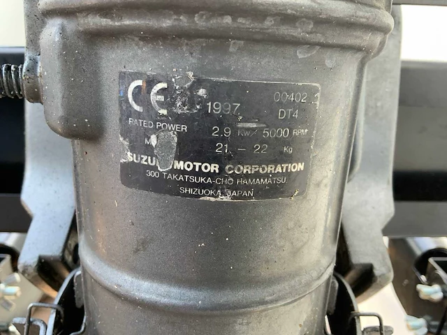 1997 suzuki dt 4 buitenboordmotor - afbeelding 9 van  9