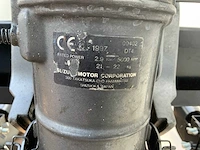 1997 suzuki dt 4 buitenboordmotor - afbeelding 9 van  9