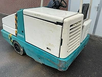 1997 tennant 355e zelfrijdende veegmachine - afbeelding 3 van  17