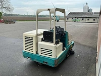 1997 tennant 355e zelfrijdende veegmachine - afbeelding 11 van  17