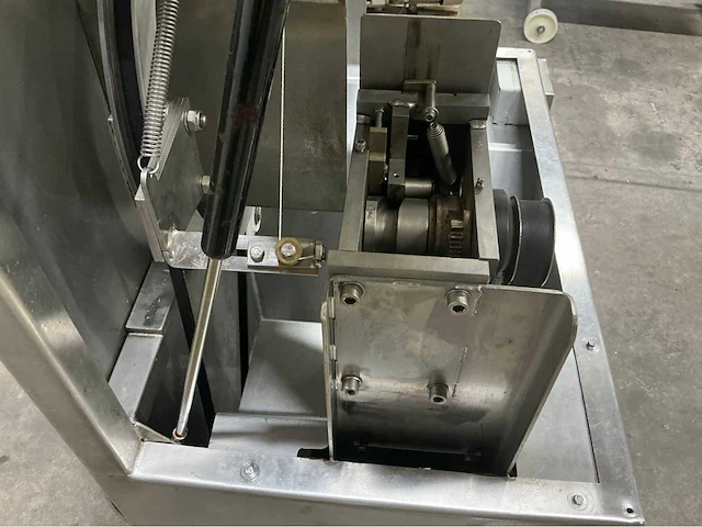 1997 tom rollade opbindmachine - afbeelding 6 van  6