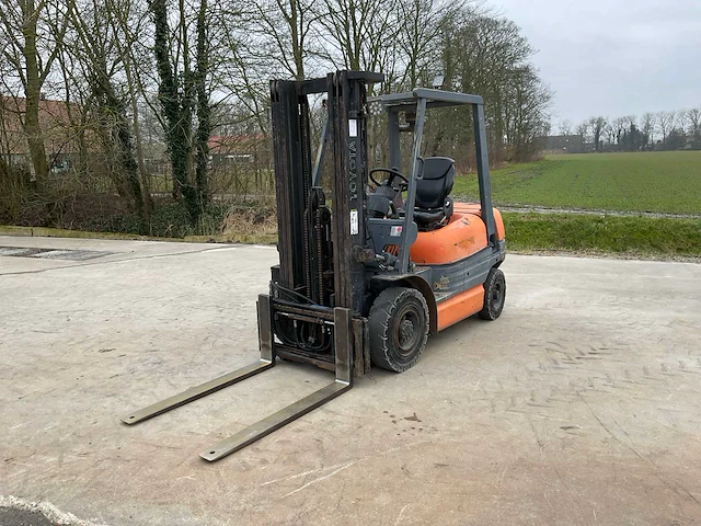 1997 toyota 6fd-25 vorkheftruck - afbeelding 1 van  15