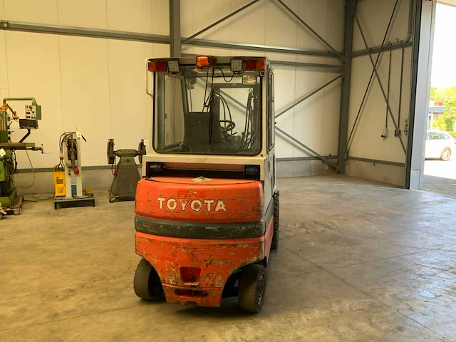 1997 toyota fbmf-30- vorkheftruck - afbeelding 12 van  16
