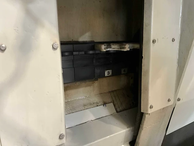 1997 unisign uv4 cnc-freesmachine - afbeelding 5 van  29