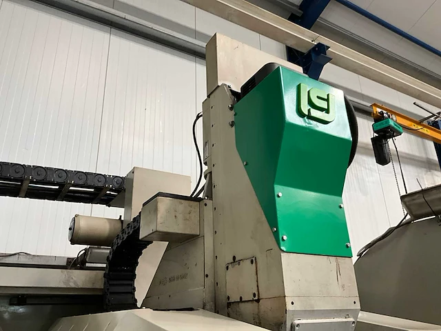 1997 unisign uv4 cnc-freesmachine - afbeelding 7 van  29