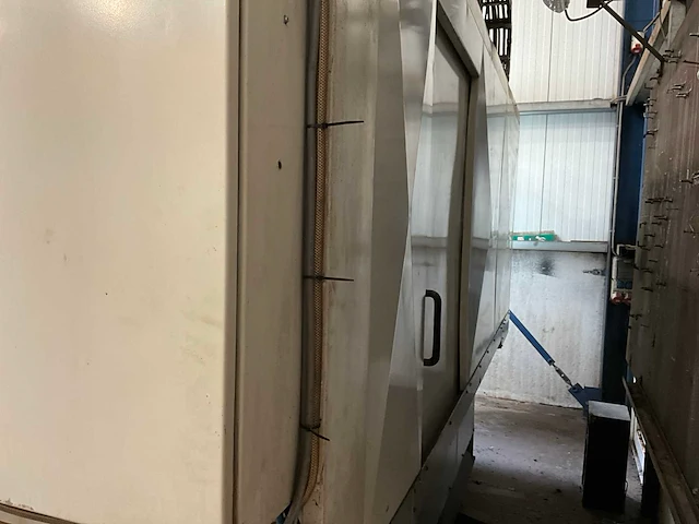 1997 unisign uv4 cnc-freesmachine - afbeelding 9 van  29