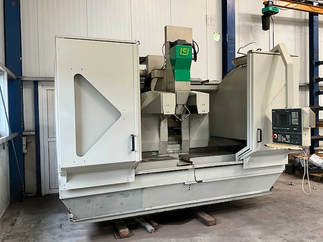 1997 unisign uv4 cnc-freesmachine - afbeelding 23 van  29