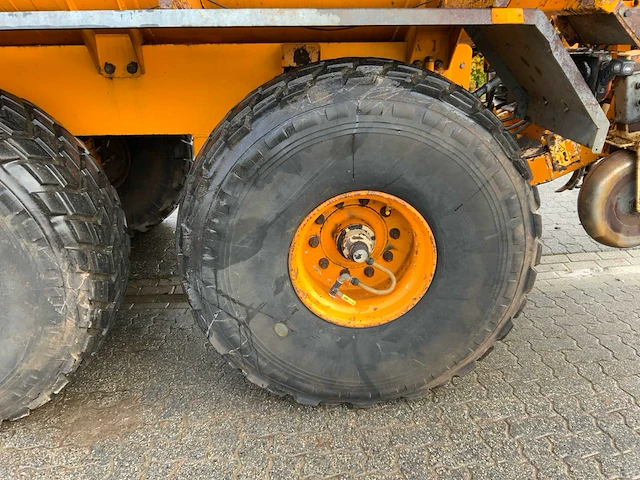 1997 veenhuis 28000 mesttank - afbeelding 4 van  44