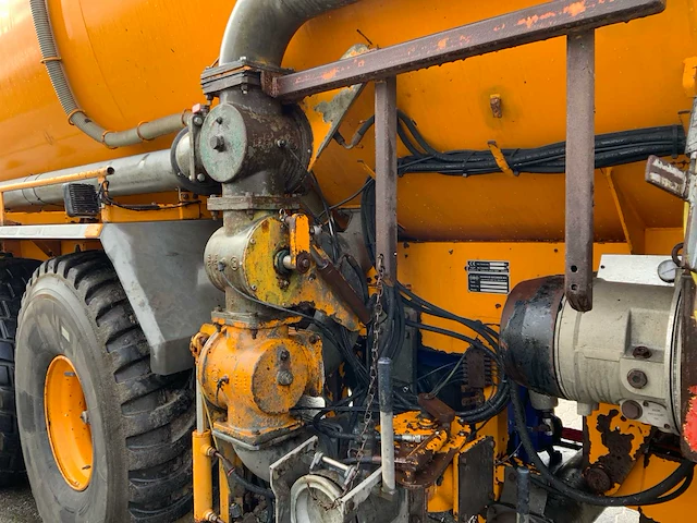 1997 veenhuis 28000 mesttank - afbeelding 30 van  44