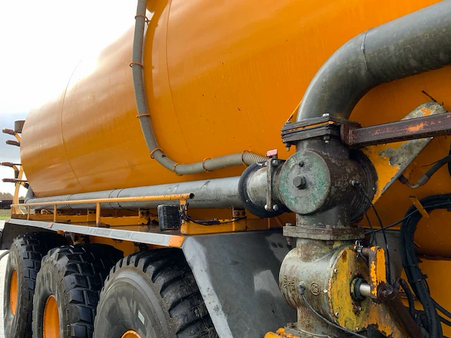 1997 veenhuis 28000 mesttank - afbeelding 31 van  44