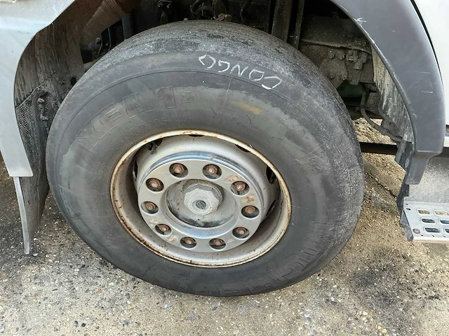 1997 volvo fh16 vrachtwagen - afbeelding 11 van  35