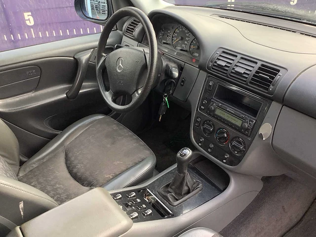 1998 - mercedes-benz - m-klasse - 230 - personenauto - afbeelding 10 van  13