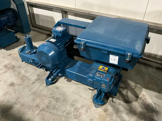 1998 aerzen gm15l lobbenblower - afbeelding 1 van  11