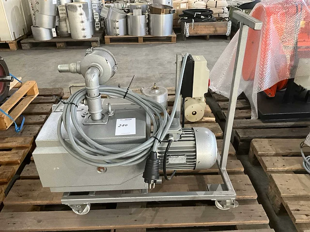 1998 becker u 4.70 sa/k vacuümpomp - afbeelding 4 van  7