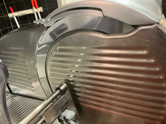 1998 berkel 834 s vleeswarensnijmachine met weegplateau - afbeelding 5 van  14