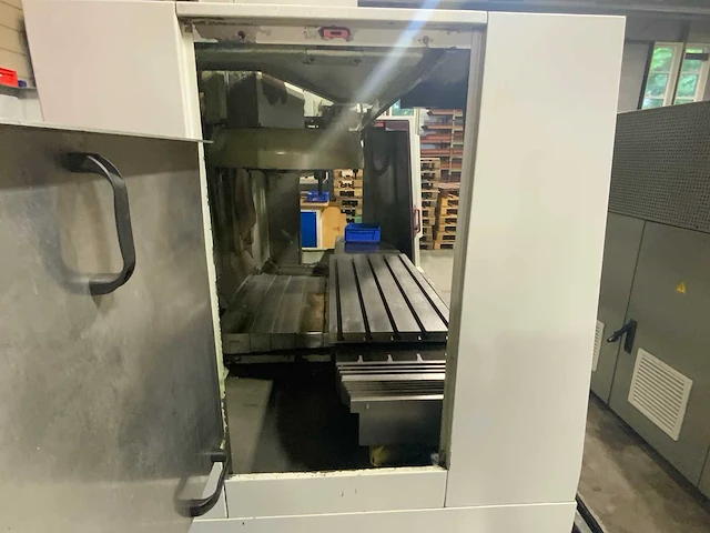 1998 bridgeport vmc 1000 22 digital 3-assig verticaal bewerkingscentrum - afbeelding 4 van  26