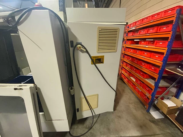 1998 bridgeport vmc 1000 22 digital 3-assig verticaal bewerkingscentrum - afbeelding 6 van  26