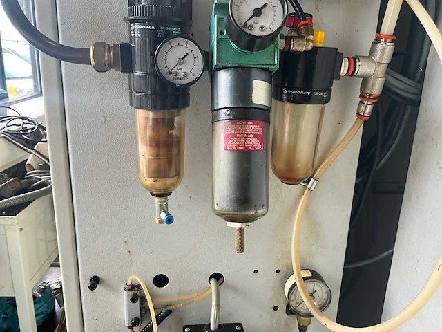 1998 bridgeport vmc500 16 cnc verticaal bewerkingscentrum - afbeelding 10 van  26