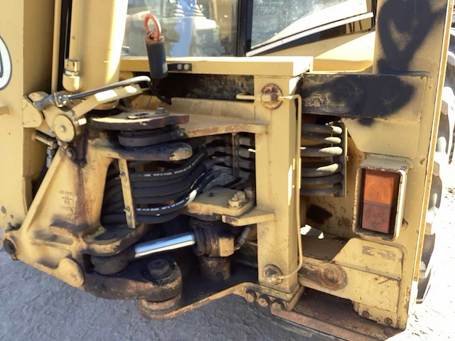 1998 caterpillar 438 c graaflaadmachine - afbeelding 12 van  25