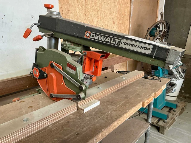 1998 dewalt dw125 radiaalafkortzaagmachine - afbeelding 2 van  7