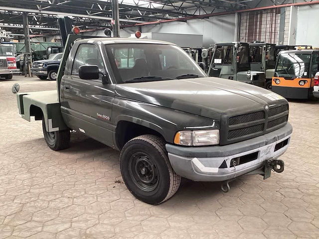 1998 dodge ram 2500 vliegtuigsleper - afbeelding 5 van  12