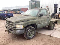 1998 dodge ram 2500 vliegtuigsleper - afbeelding 1 van  13