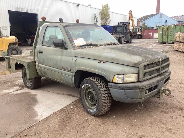 1998 dodge ram 2500 vliegtuigsleper - afbeelding 2 van  13