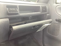 1998 dodge ram 2500 vliegtuigsleper - afbeelding 9 van  13