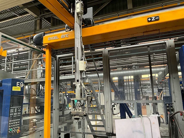1998 engel es 2050/400 hlst spuitgietmachine - afbeelding 11 van  24