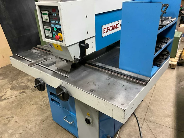 1998 euromac xp 750/25 ponsmachine - afbeelding 6 van  32