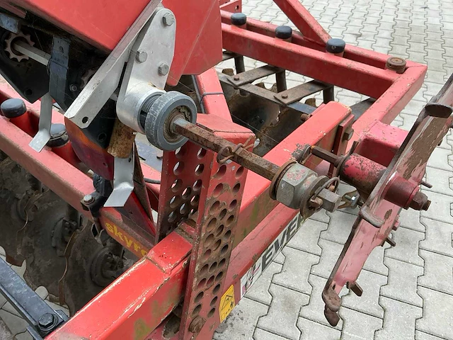 1998 evers skyros schijveneg met zaaibak - afbeelding 15 van  23