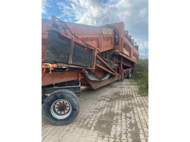 1998 extec 8x30 mobiele zeefinstallatie - afbeelding 32 van  40