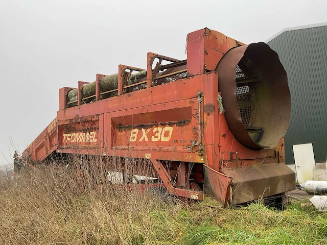 1998 extec 8x30 mobiele zeefinstallatie - afbeelding 37 van  40