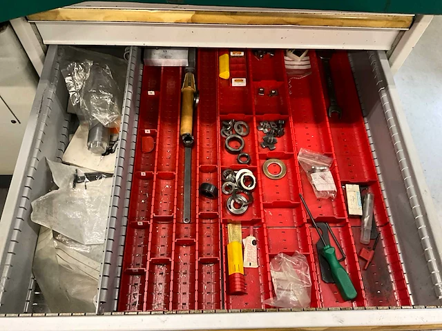 1998 fehlmann picomax cnc freesmachine - afbeelding 17 van  28