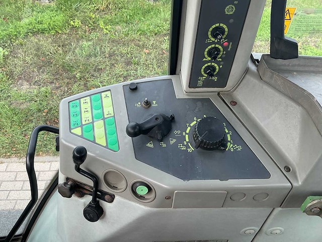 1998 fendt 308 turbomatik vierwielaangedreven landbouwtractor - afbeelding 19 van  40