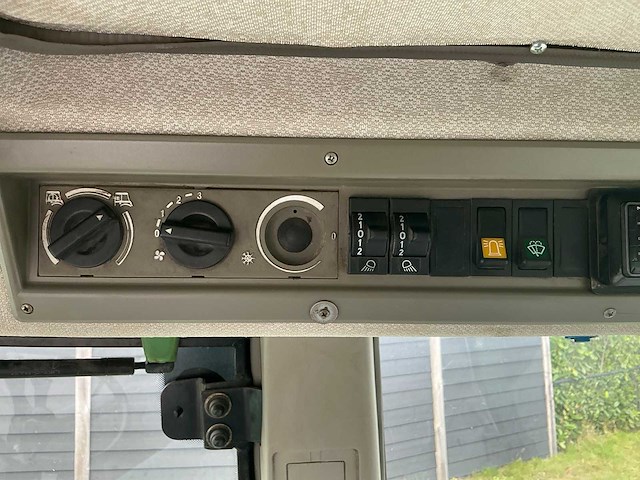 1998 fendt 308 turbomatik vierwielaangedreven landbouwtractor - afbeelding 24 van  40