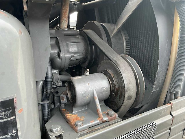 1998 fendt 308 turbomatik vierwielaangedreven landbouwtractor - afbeelding 31 van  40