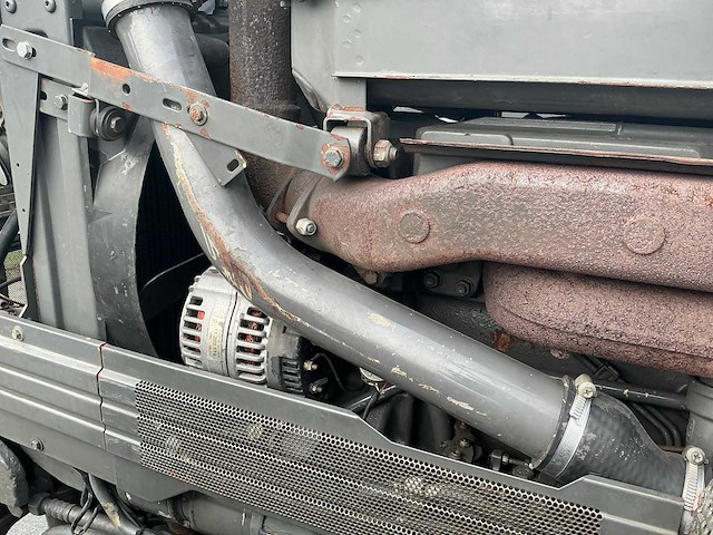 1998 fendt 308 turbomatik vierwielaangedreven landbouwtractor - afbeelding 32 van  40