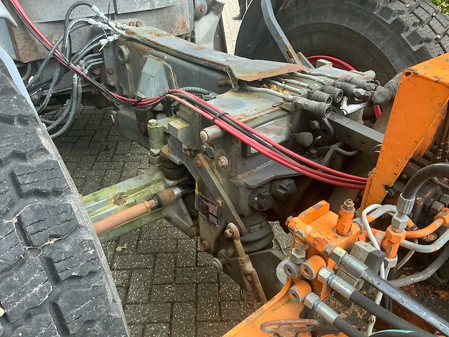 1998 fendt xylon 524 vierwielaangedreven landbouwtractor met mulag fme 500 klepelmaaier - afbeelding 11 van  58