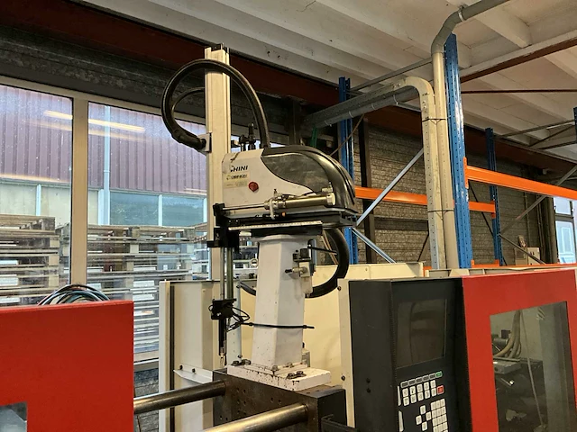 1998 ferromatic-milacron k60d-e spuitgietmachine - afbeelding 18 van  19