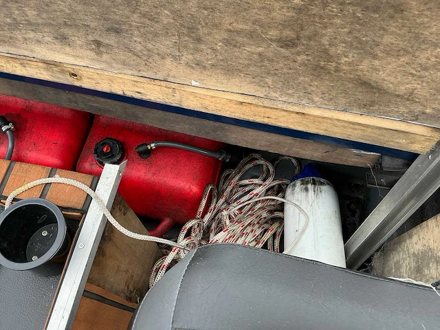 1998 fletcher arrow speedboot - afbeelding 20 van  33