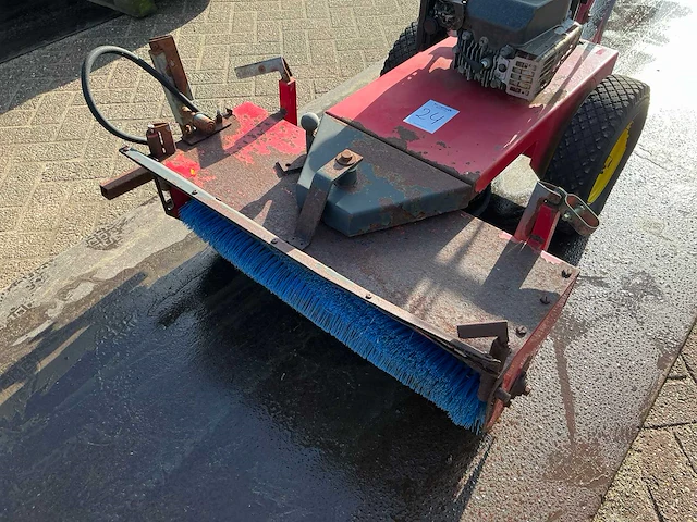 1998 gs 0850 veegmachine - afbeelding 2 van  16