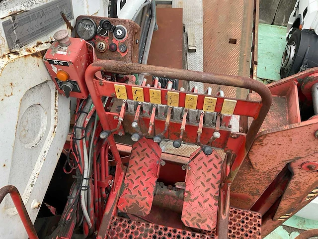 1998 hiab r300-s3 telescopische hijskraan - afbeelding 20 van  24