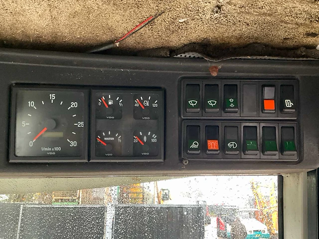 1998 hofmans hmf zelfrijdende veegmachine - afbeelding 10 van  49