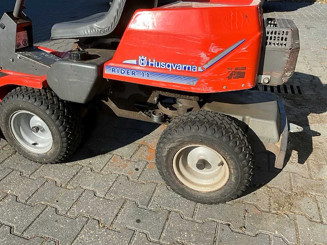 1998 husqvarna rider 11 zitmaaier - afbeelding 6 van  17