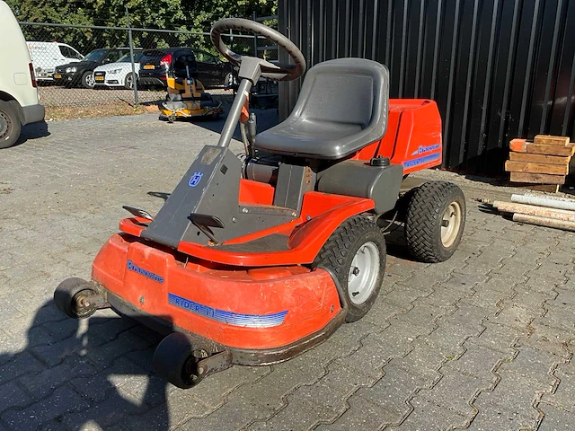 1998 husqvarna rider 11 zitmaaier - afbeelding 1 van  17