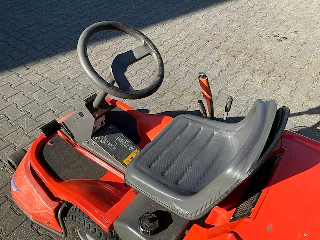 1998 husqvarna rider 11 zitmaaier - afbeelding 17 van  17