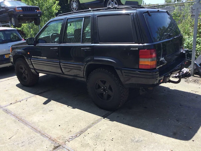 1998 jeep grand cherokee 5,9 personenauto - afbeelding 13 van  25